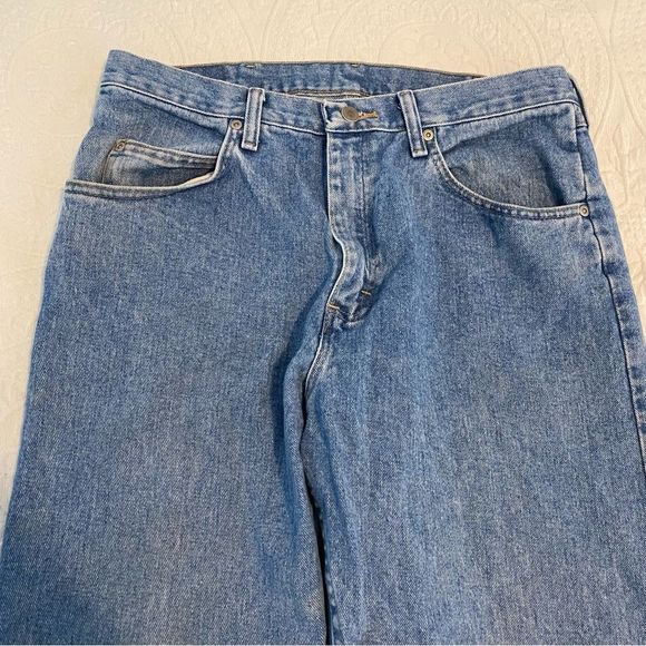 Wrangler size 34 x 34 Light Wash Straight Leg Denim Jeans - Picture 5 of 10